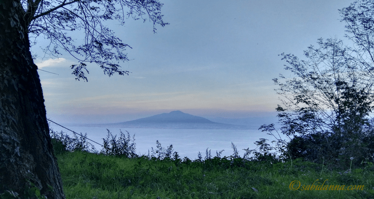 La vista dal Monastero di San Paolo Sant'Agata sui Due Golfi è uno spettacolo da non perdere quando si visita Sorrento, Napoli - Italia. Dal Blog di sabidanna.com