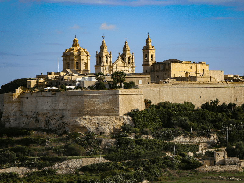 Mdina è tra le città da non perdere a Malta. Un borgo medievale fortificato ricco di storia.